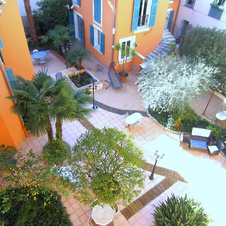 Hotell Maison Durante 4*